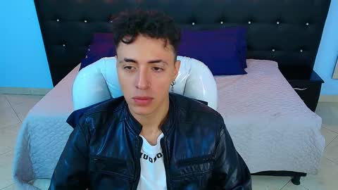 Snapshot of good_sheep chatting on 01/14/25, 04:04 good_sheep online show from 01/14/25, 04:04