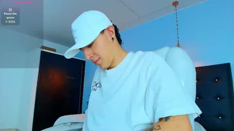 Snapshot of good_sheep chatting on 09/23/25, 04:04 good_sheep online show from 09/23/25, 04:04