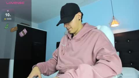 Snapshot of good_sheep chatting on 12/16/25, 03:55 good_sheep online show from 12/16/25, 03:55