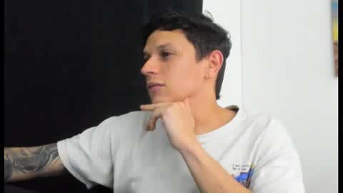 Snapshot of goodboy69i chatting on 02/19/25, 06:54 goodboy69i online show from 02/19/25, 06:54