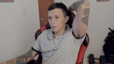 Snapshot of goodboy69i chatting on 10/19/25, 11:00 goodboy69i online show from 10/19/25, 11:00