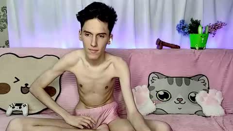 Snapshot of goodboyluca chatting on 06/12/26, 12:31 Luca online show from 06/12/26, 12:31