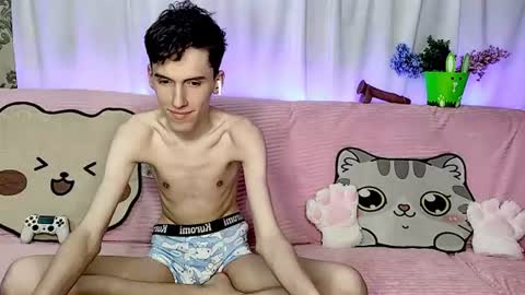 Snapshot of goodboyluca chatting on 06/15/26, 11:07 Luca online show from 06/15/26, 11:07