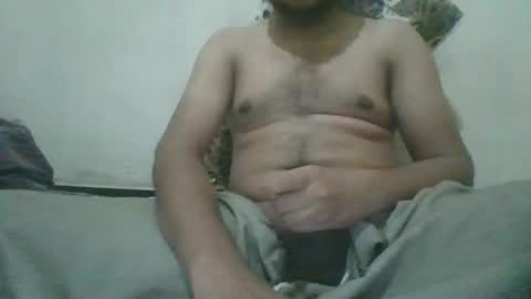 Snapshot of goodfucker3252 chatting on 10/28/25, 11:07 Arab Pronstar online show from 10/28/25, 11:07