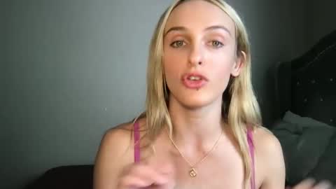 goodgirlliv online show from 09/29/25, 09:52