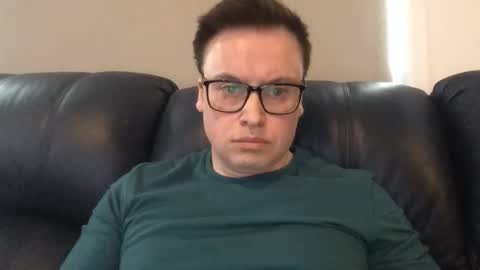 goodlookingguy164716 online show from 10/17/25, 03:53