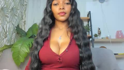 Dominique online show from 12/14/25, 04:45