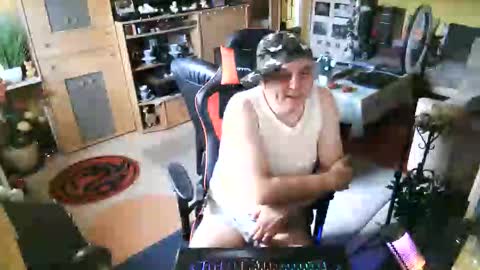 Snapshot of google5001 chatting on 09/23/25, 03:04 google5001 online show from 09/23/25, 03:04