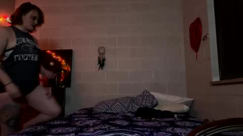 Snapshot of goosetaken chatting on 10/31/25, 11:00 JK once again online show from 10/31/25, 11:00