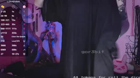 Snapshot of gor3bit chatting on 12/04/24, 05:38 Giggle Monster online show from 12/04/24, 05:38