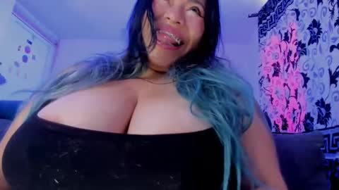 Snapshot of gorditalivability chatting on 11/05/25, 08:53 brenda online show from 11/05/25, 08:53