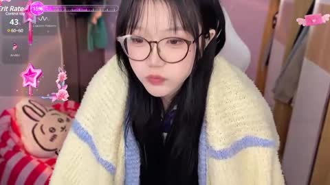 Snapshot of gorgeous_girl33 chatting on 12/12/24, 11:47 gorgeous girl33 online show from 12/12/24, 11:47