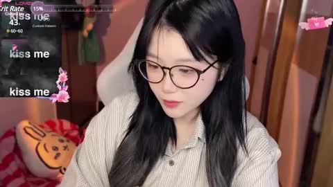 Snapshot of gorgeous_girl33 chatting on 12/20/24, 12:38 gorgeous girl33 online show from 12/20/24, 12:38