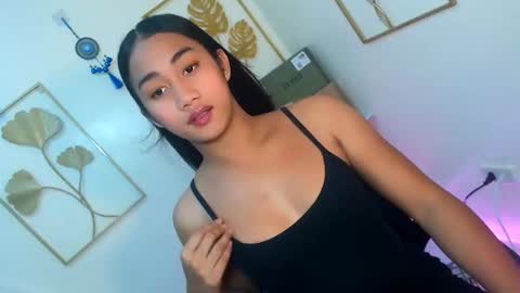 gorgeous_niicole online show from 11/17/25, 01:50