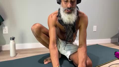 GoshLover online show from 11/17/25, 05:46