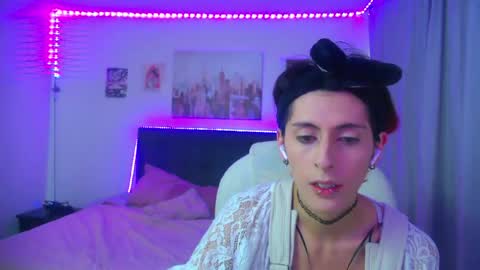 goth_minerva online show from 04/18/26, 01:48