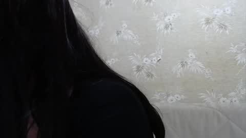 Snapshot of goth_pumpkin chatting on 12/03/24, 11:24 Amy online show from 12/03/24, 11:24