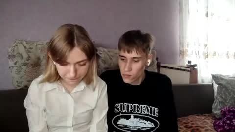 Lilly and Jake online show from 05/23/26, 10:08