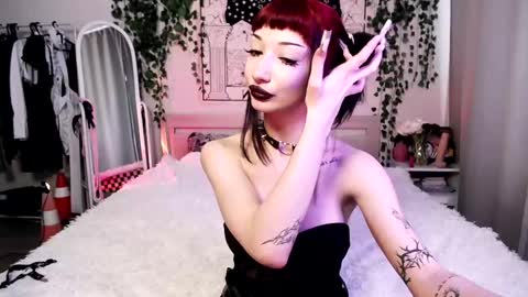 Snapshot of gothdesss chatting on 02/09/25, 07:38    online show from 02/09/25, 07:38