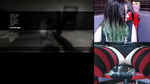Snapshot of gothic_cutie chatting on 04/14/26, 08:04 gothic_cutie online show from 04/14/26, 08:04