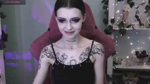 V online show from 06/22/26, 09:45