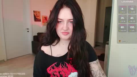 traumfrau Kira angel face devil eyes I SELL A LOT VIDEO IN GALLERY online show from 11/21/25, 10:36