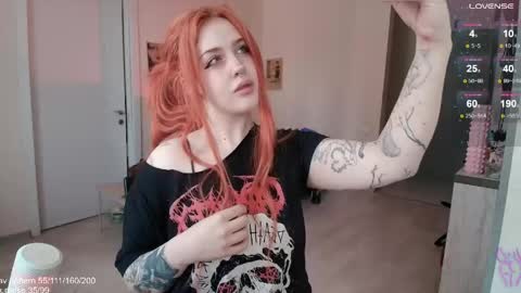 traumfrau Kira angel face devil eyes I SELL A LOT VIDEO IN GALLERY online show from 04/19/26, 11:20