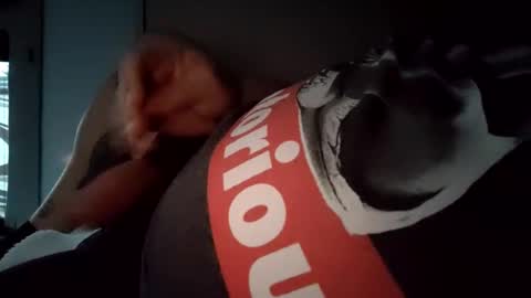 Snapshot of gotsum4u001 chatting on 03/05/25, 10:10 gotsum4u001 online show from 03/05/25, 10:10