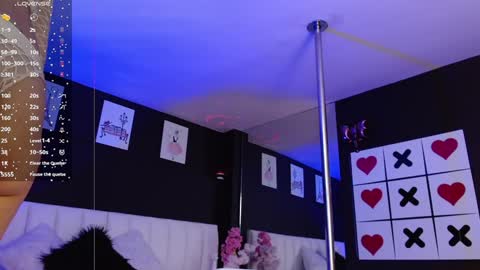 Snapshot of gotthic_met chatting on 01/10/25, 04:44 Meredith Alessandra online show from 01/10/25, 04:44