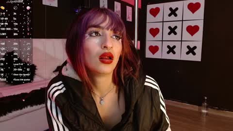 Snapshot of gotthic_met chatting on 01/23/25, 10:43 Meredith Alessandra online show from 01/23/25, 10:43