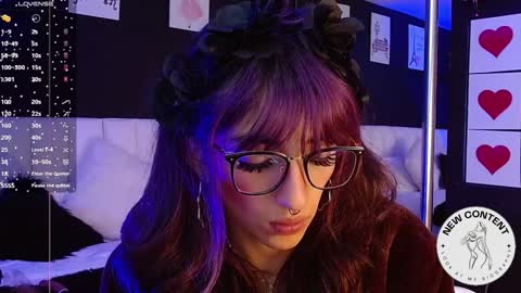 Snapshot of gotthic_met chatting on 01/29/25, 07:46 Meredith Alessandra online show from 01/29/25, 07:46