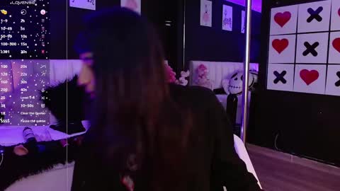 Snapshot of gotthic_met chatting on 02/19/25, 04:12 Meredith Alessandra online show from 02/19/25, 04:12