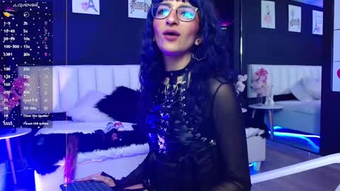 Snapshot of gotthic_met chatting on 03/11/25, 10:40 Meredith Alessandra online show from 03/11/25, 10:40