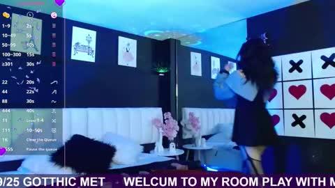 Snapshot of gotthic_met chatting on 09/15/25, 04:45 Meredith Alessandra online show from 09/15/25, 04:45