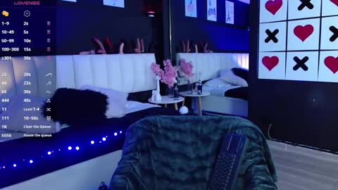 Snapshot of gotthic_met chatting on 12/02/25, 04:51 Meredith Alessandra online show from 12/02/25, 04:51