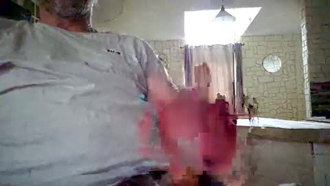 goulou08 online show from 01/15/26, 09:36