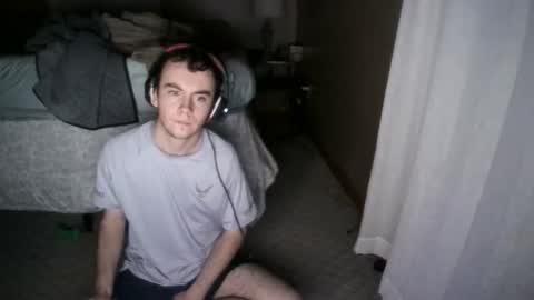 Snapshot of gr96334 chatting on 05/25/26, 01:00 T online show from 05/25/26, 01:00