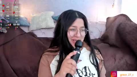 Snapshot of grace77_ chatting on 06/23/26, 11:52 Grace online show from 06/23/26, 11:52