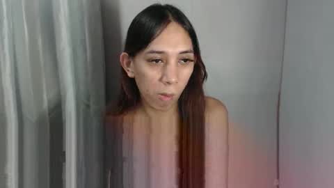 HoneyGrace online show from 04/22/26, 06:05