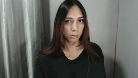 HoneyGrace online show from 04/23/26, 04:24