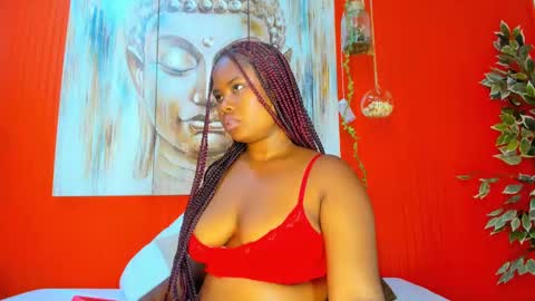 Snapshot of grace_miller19 chatting on 01/28/25, 01:39 grace online show from 01/28/25, 01:39