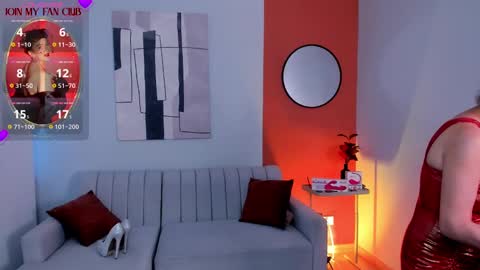 Zuly online show from 09/23/25, 08:45