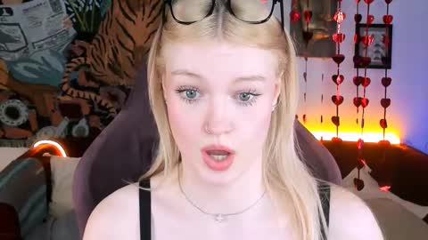 Grace Glamour online show from 02/28/25, 11:25