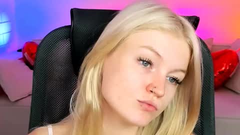 Grace Glamour online show from 10/03/25, 05:26