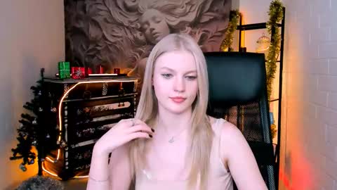 Grace Glamour online show from 12/13/25, 07:53