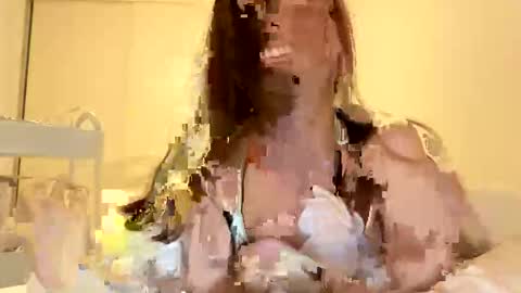 gracemeow online show from 11/02/25, 01:24