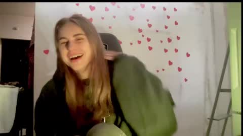 gracetorrezz online show from 02/21/25, 11:01