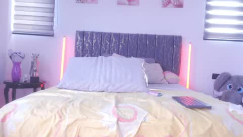 GRECIADOMM555 online show from 03/26/26, 09:20