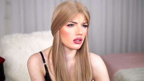 Snapshot of gracianelee chatting on 12/30/24, 03:13 Grace online show from 12/30/24, 03:13