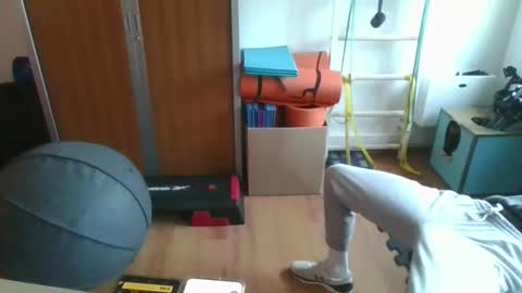 grandbi online show from 02/09/26, 10:52